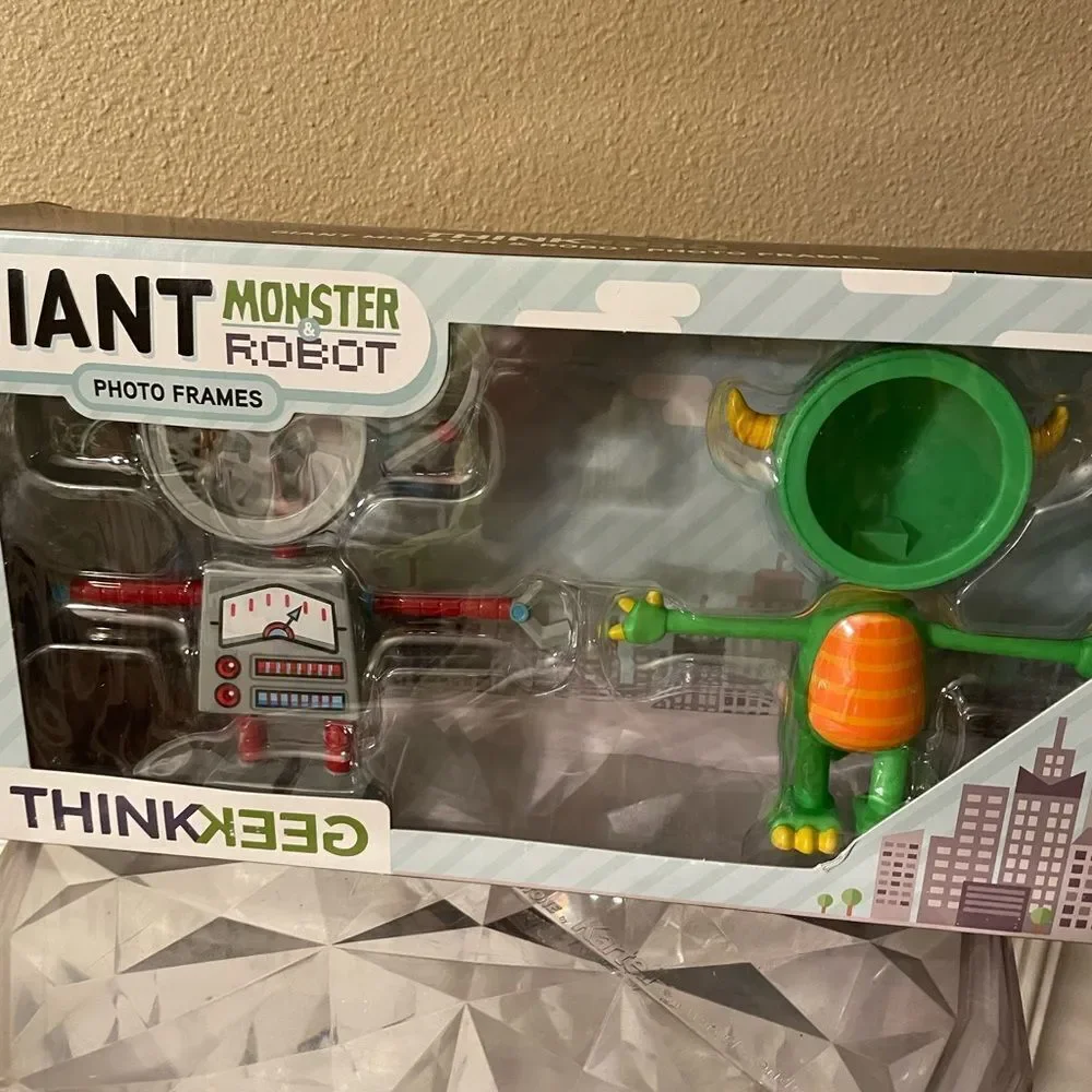 Think Geek Robot Monster Giant Picture Frames FUN!